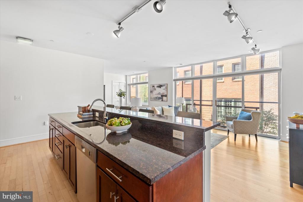 1654 EUCLID STREET NW Unit: 201