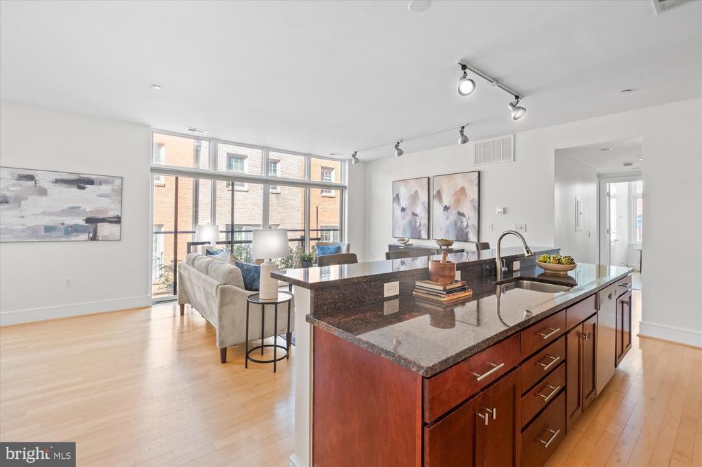 1654 EUCLID STREET NW Unit: 201