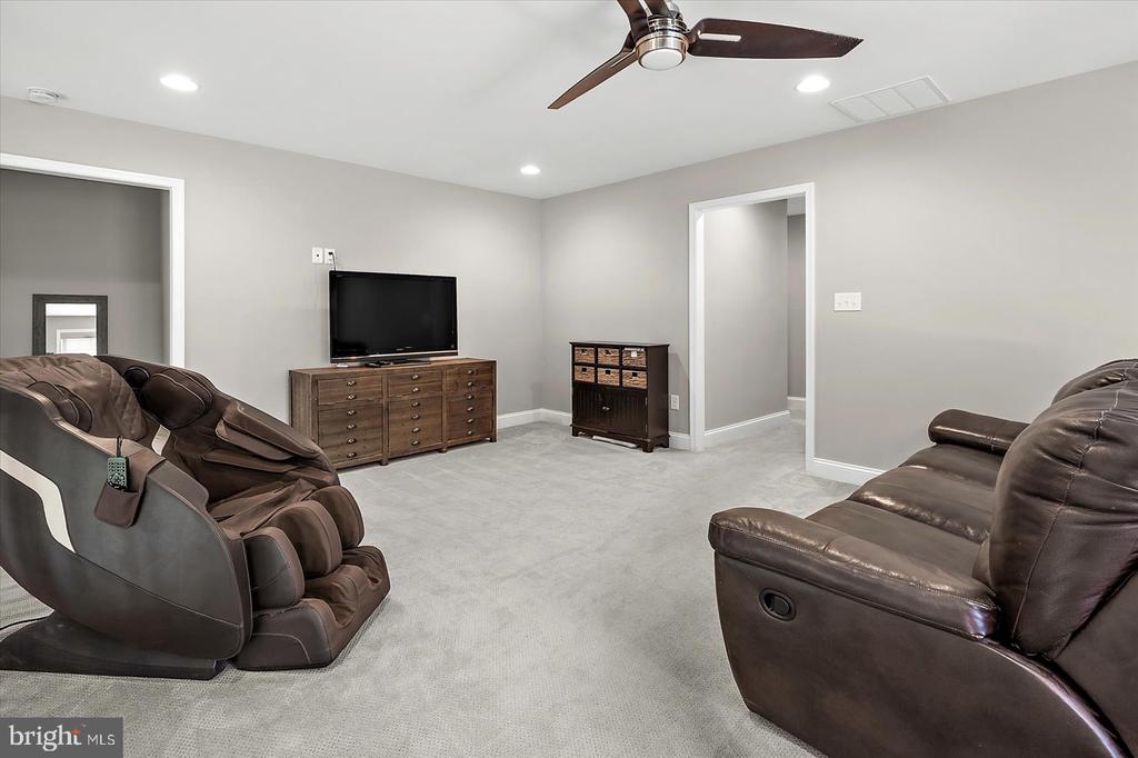 38860 SANDPIPER CIRCLE 43
