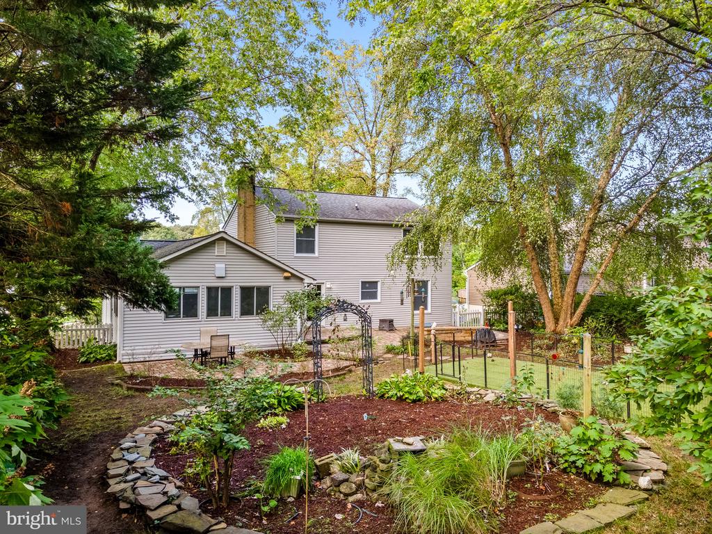 487 Margaret Ln