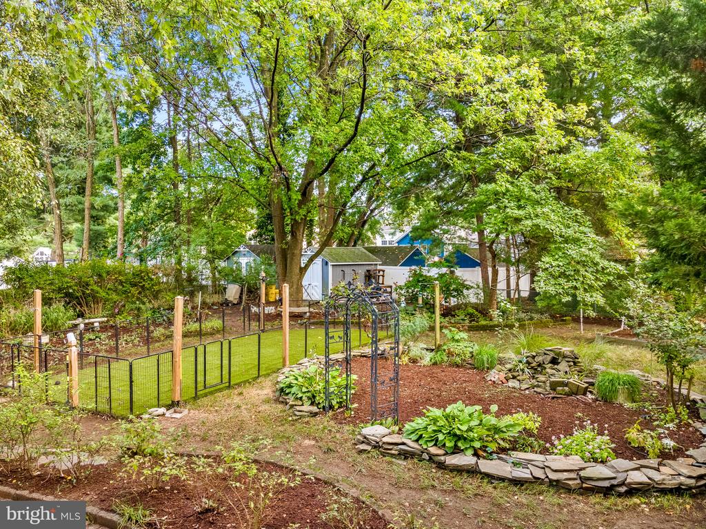 487 Margaret Ln