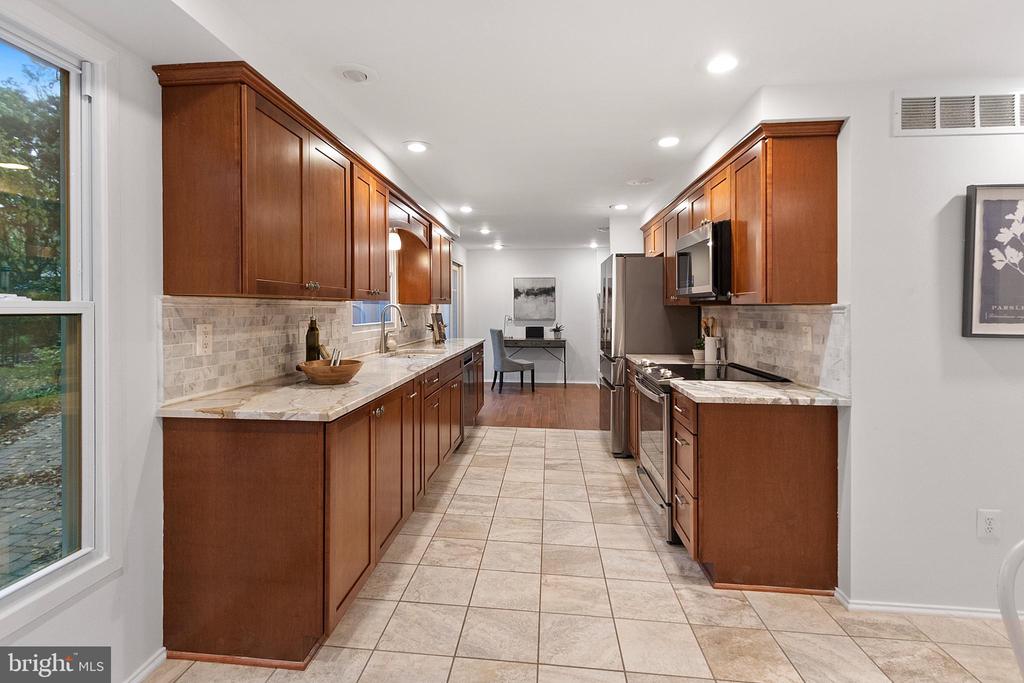 487 Margaret Ln