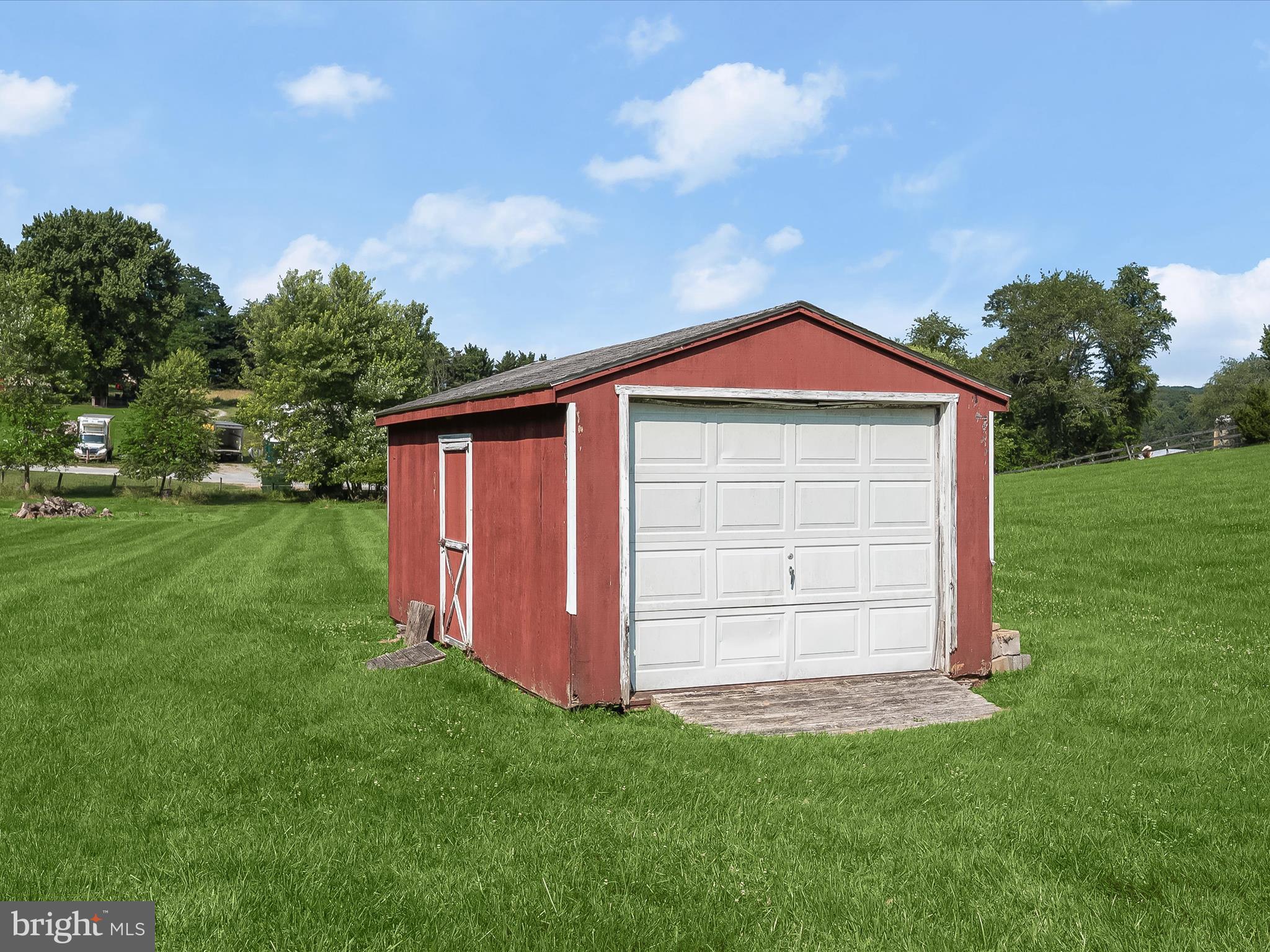 2676 Jennings Chapel Rd