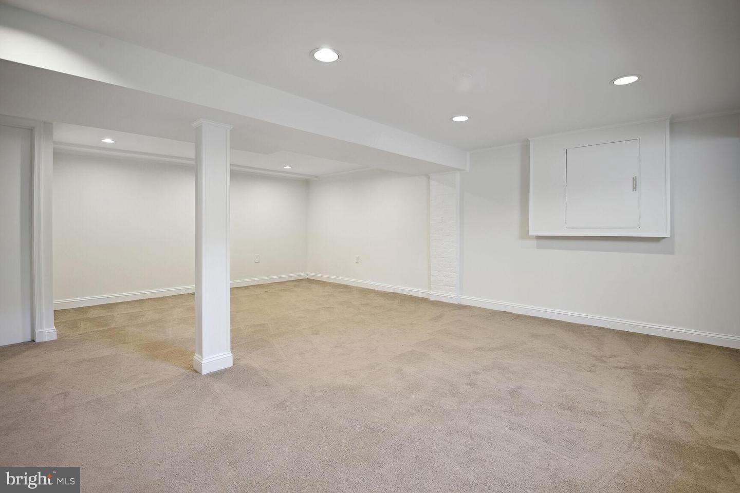 4407 W Virginia Ave