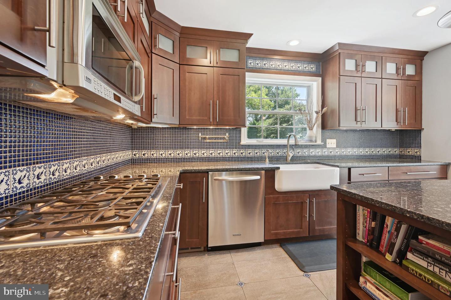 5808 Wyngate Dr