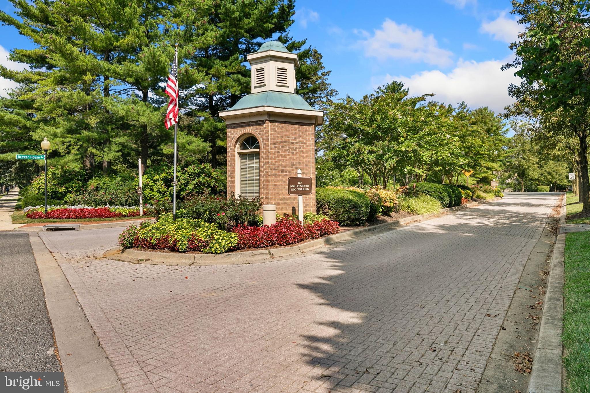 10715 Kings Riding WAY Unit: 102