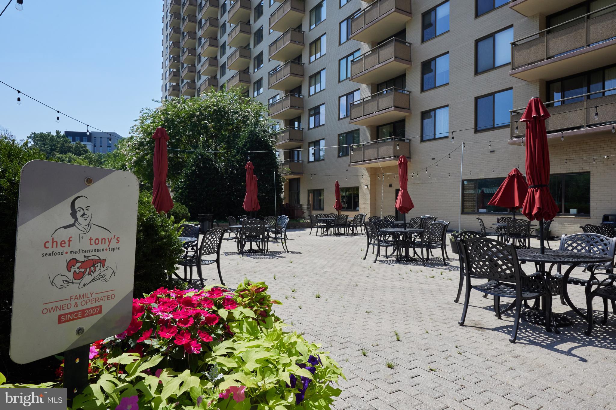 5225 Pooks Hill Rd #618s