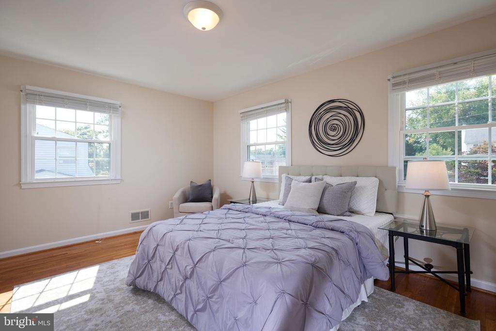 8406 Buckhannon