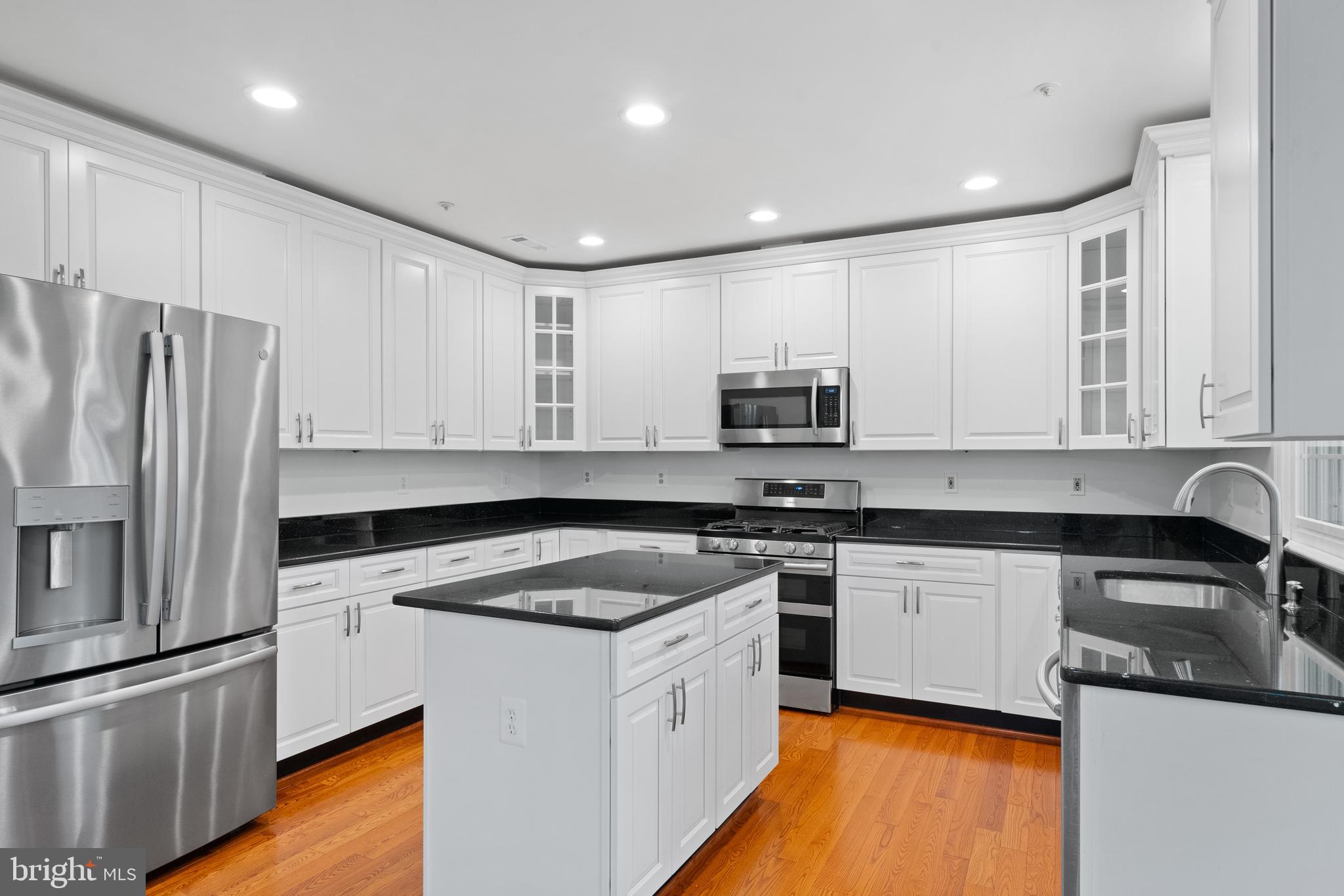 11435 Hollowstone Dr