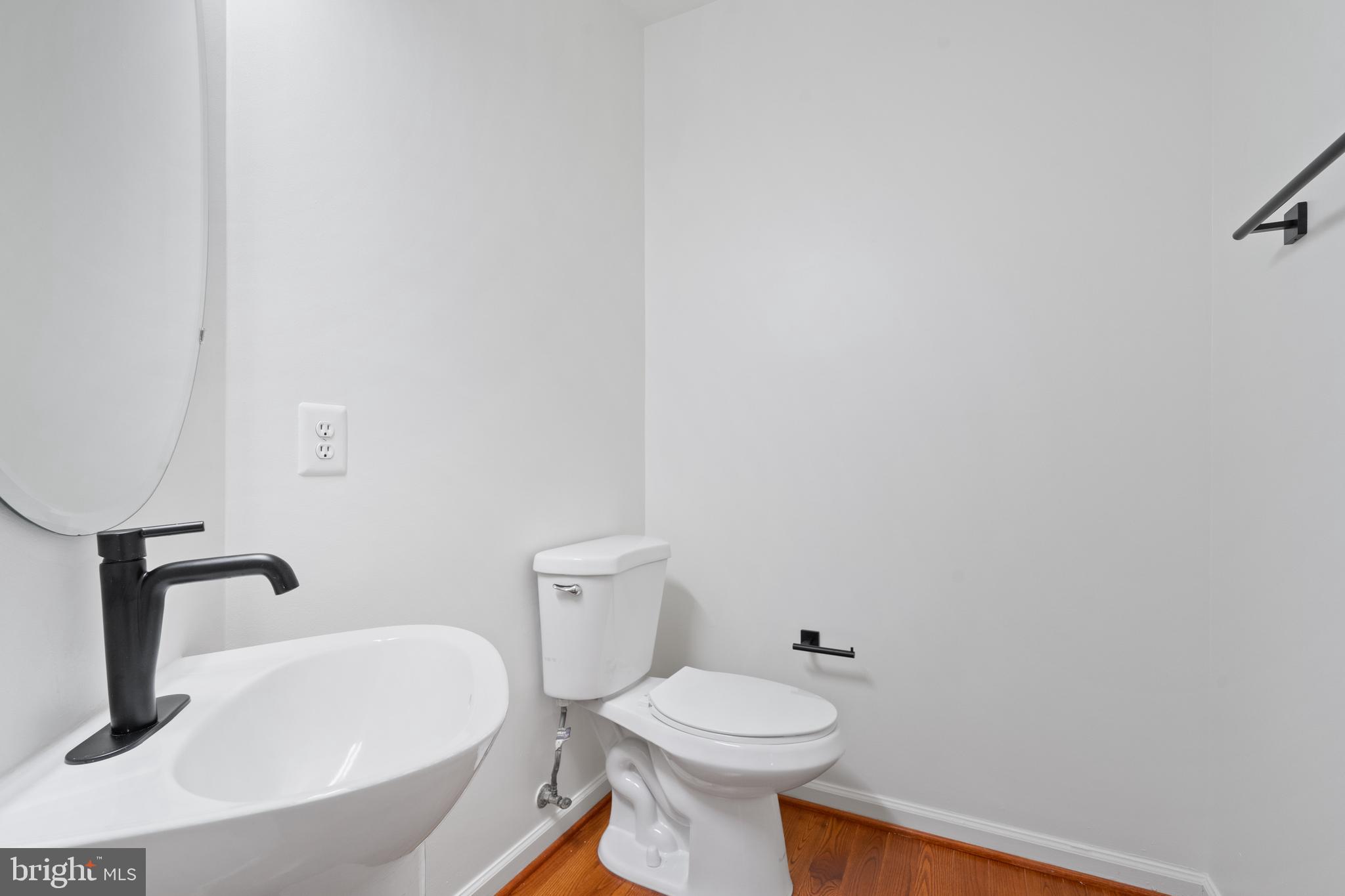 11435 Hollowstone Dr