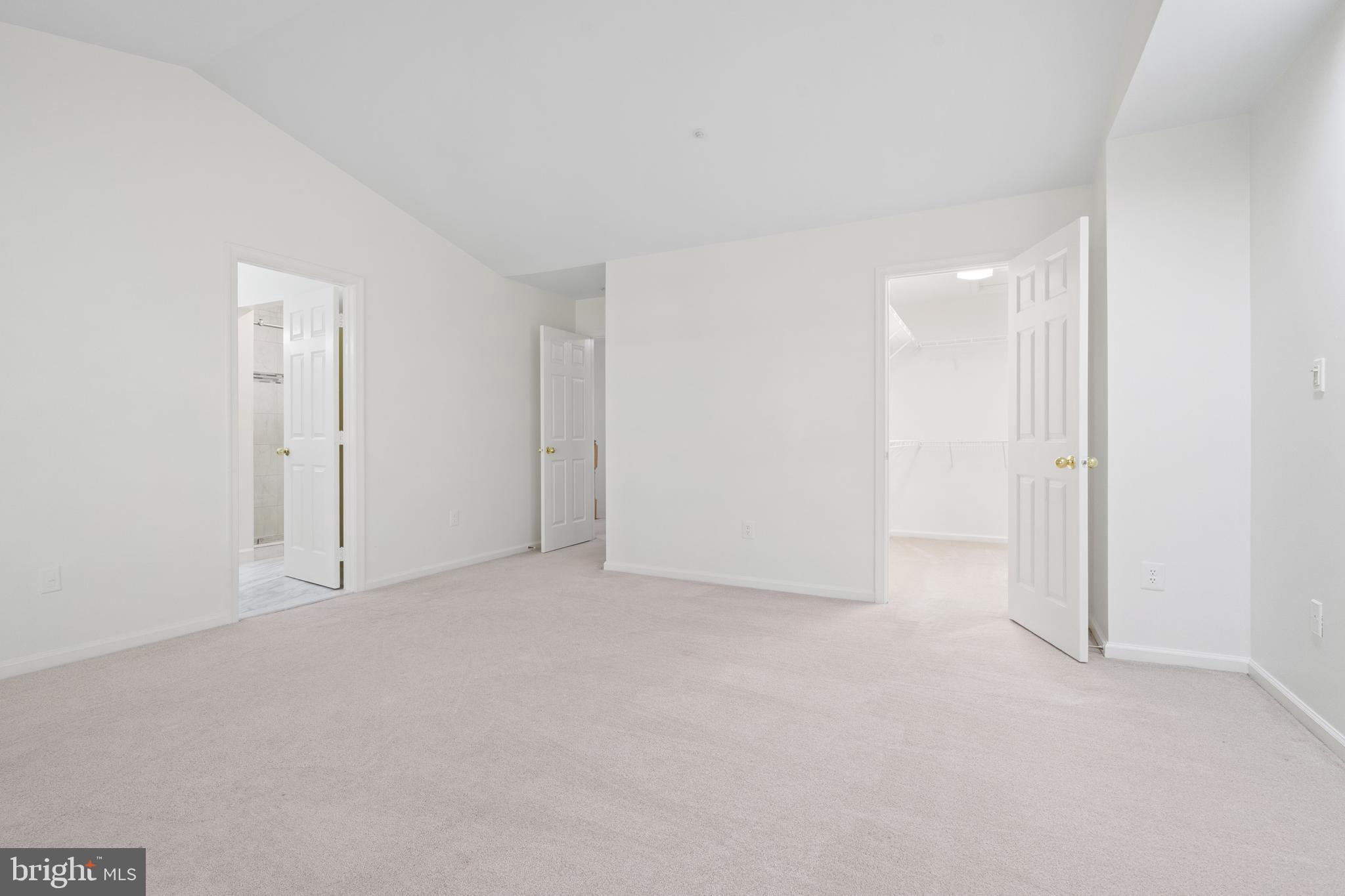 11435 Hollowstone Dr