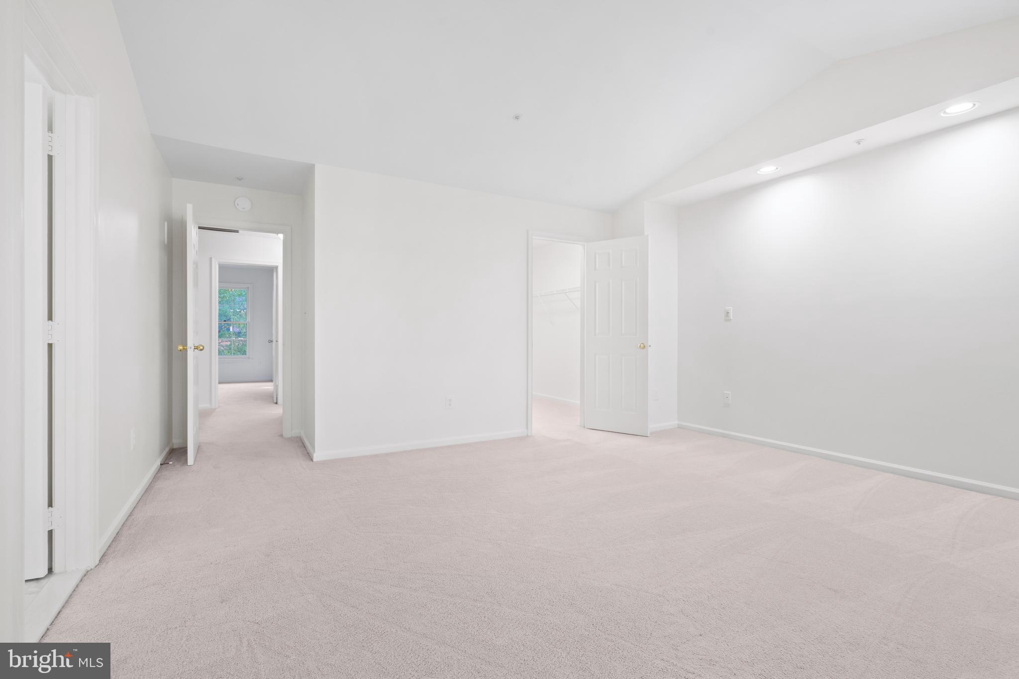 11435 Hollowstone Dr