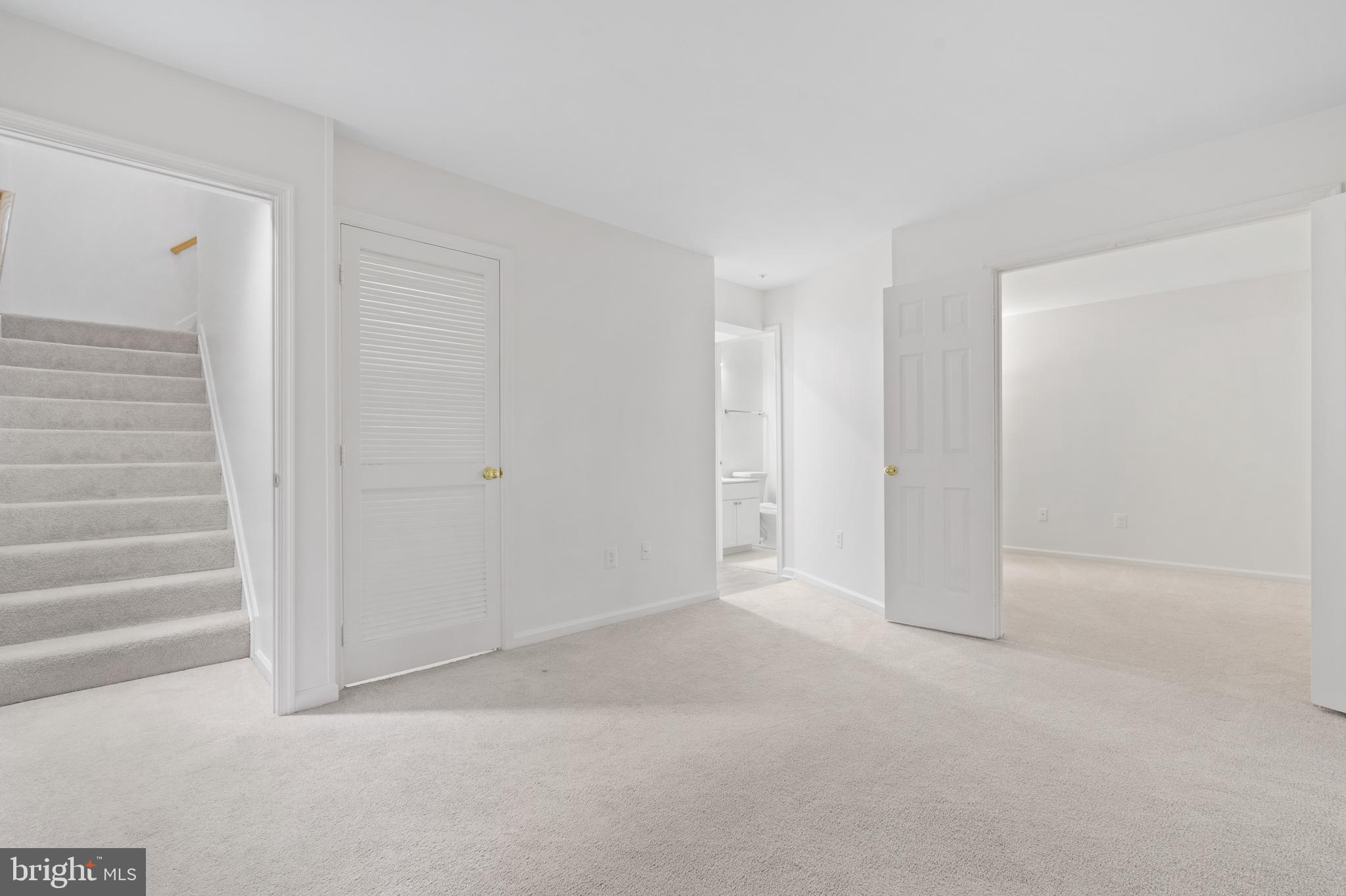 11435 Hollowstone Dr