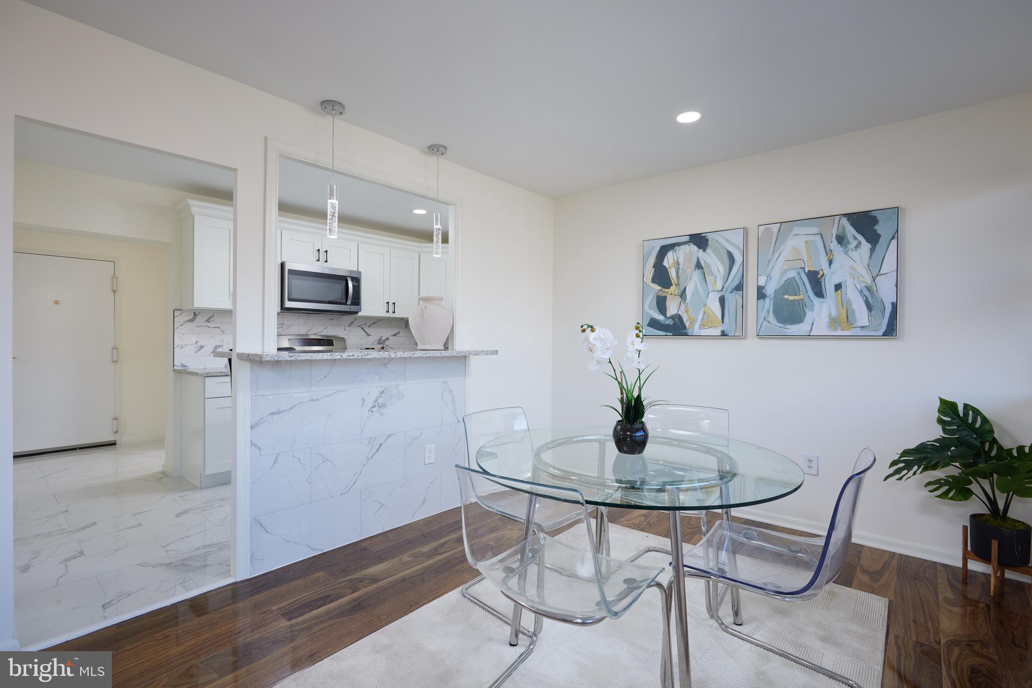 4720 Chevy Chase Dr #306