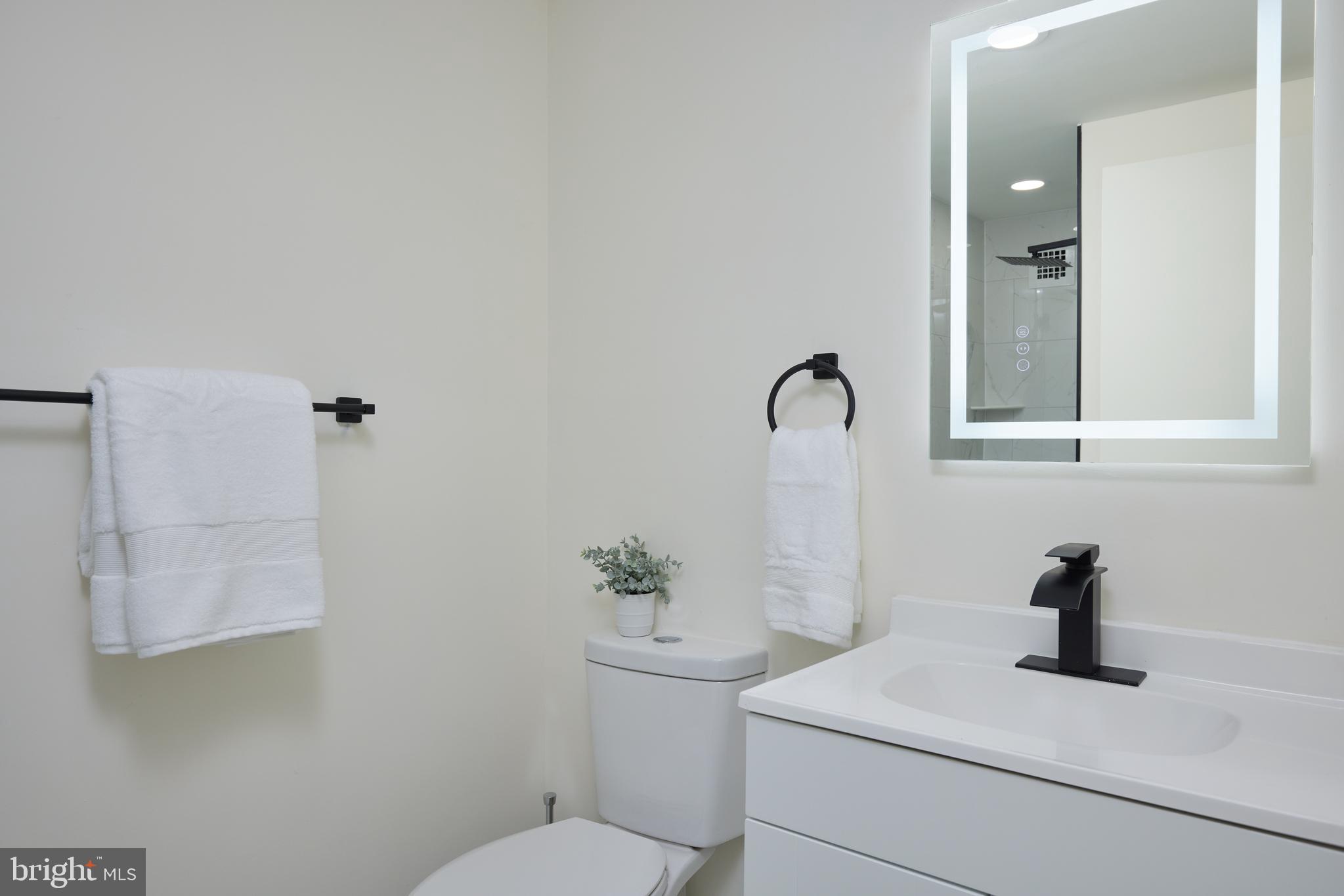 4720 Chevy Chase Dr #306