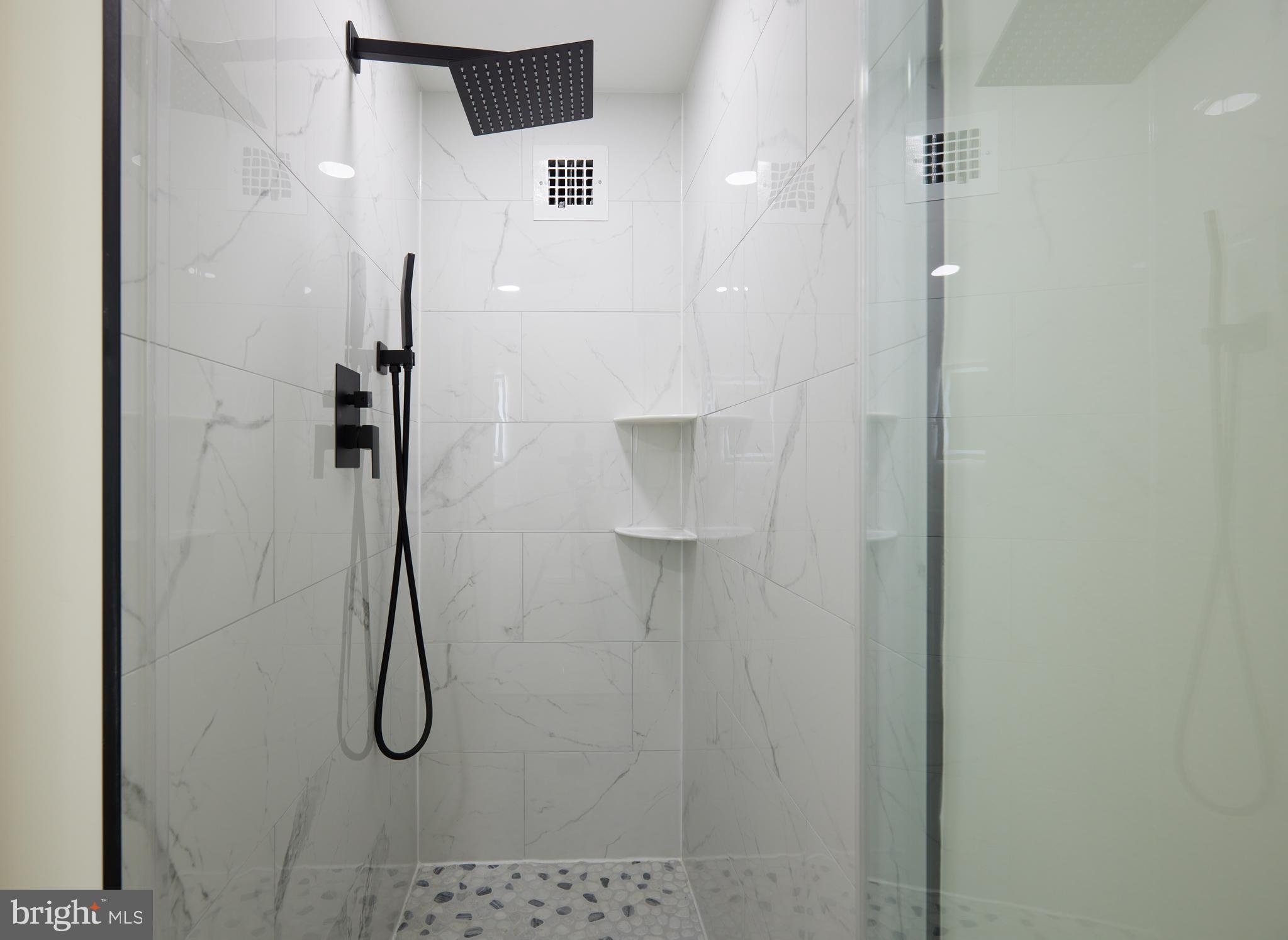 4720 Chevy Chase Dr #306