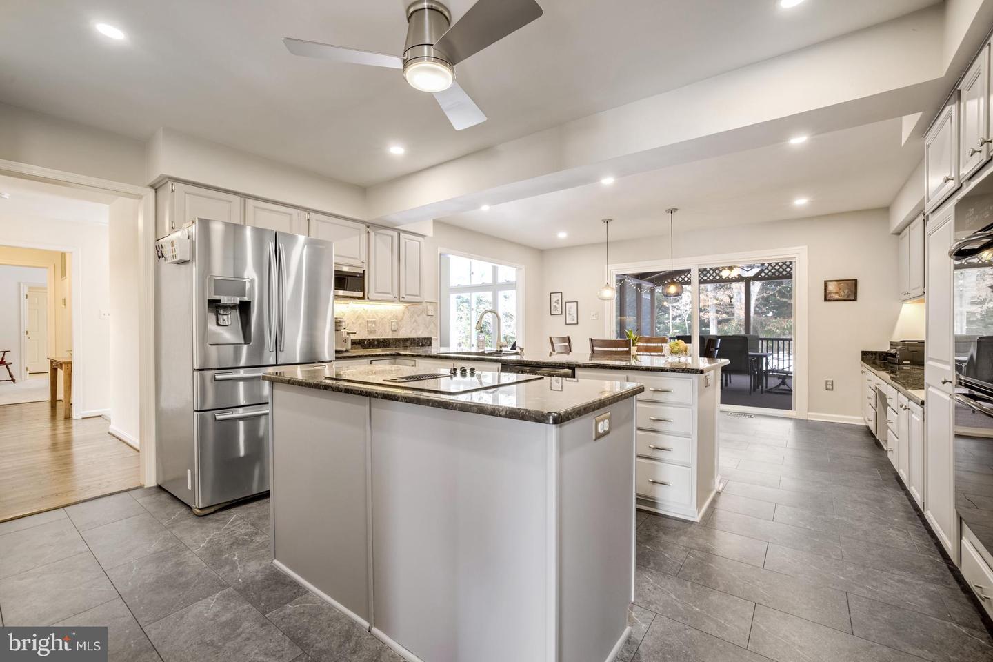 7427 Ottenbrook Ter