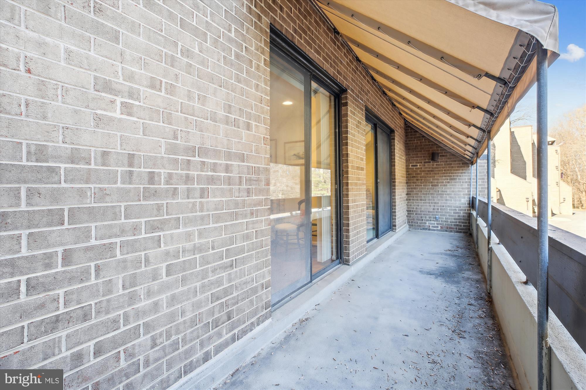 4956 Sentinel Dr #9-102