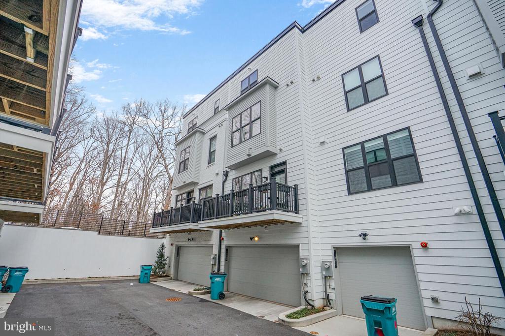 11314 Emerald Park Rd