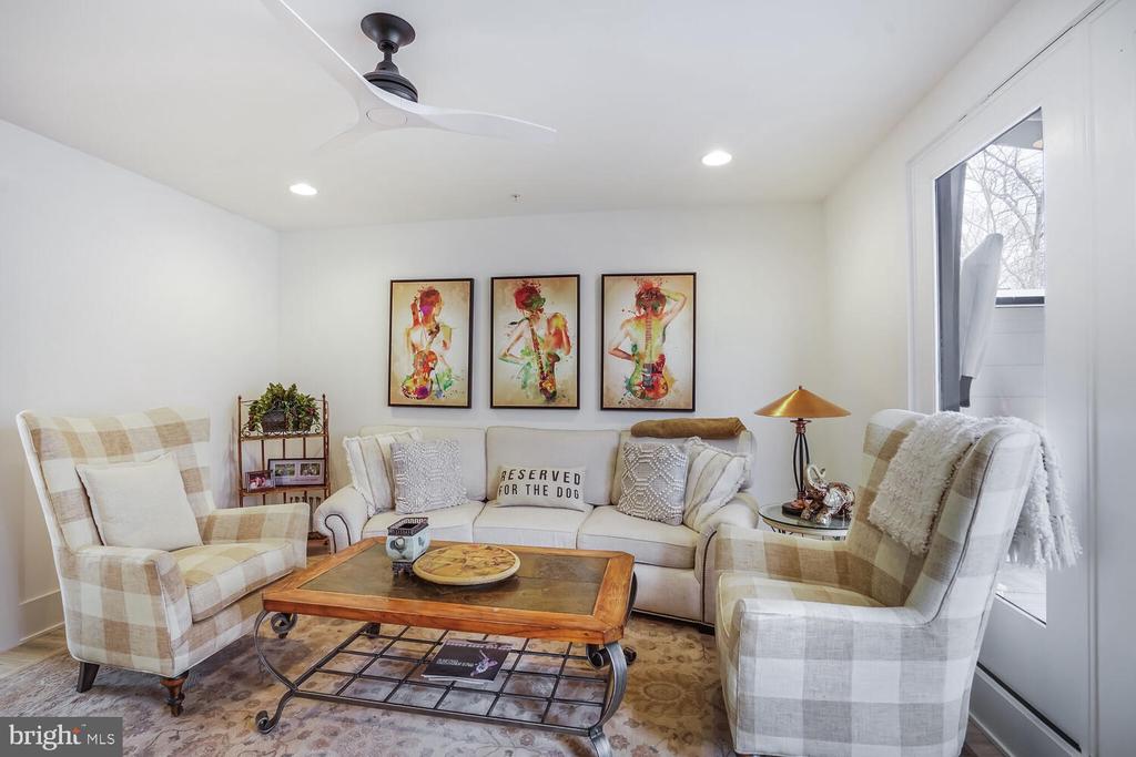 11314 Emerald Park Rd