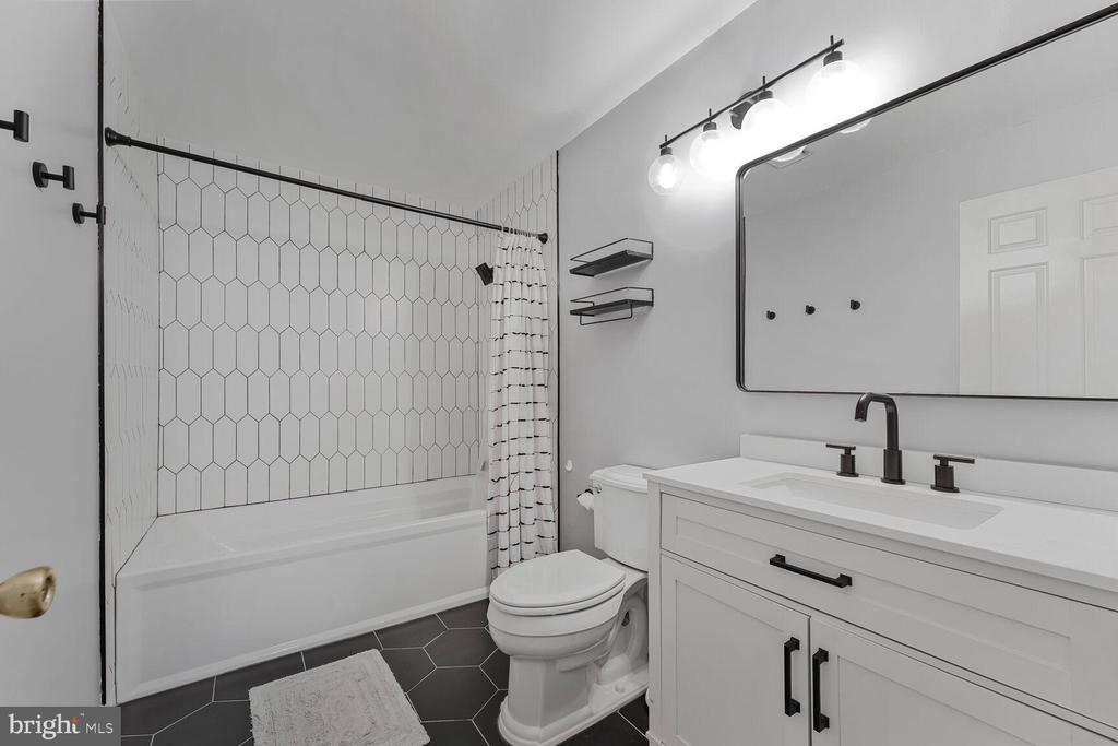 27 Grove Ridge #76