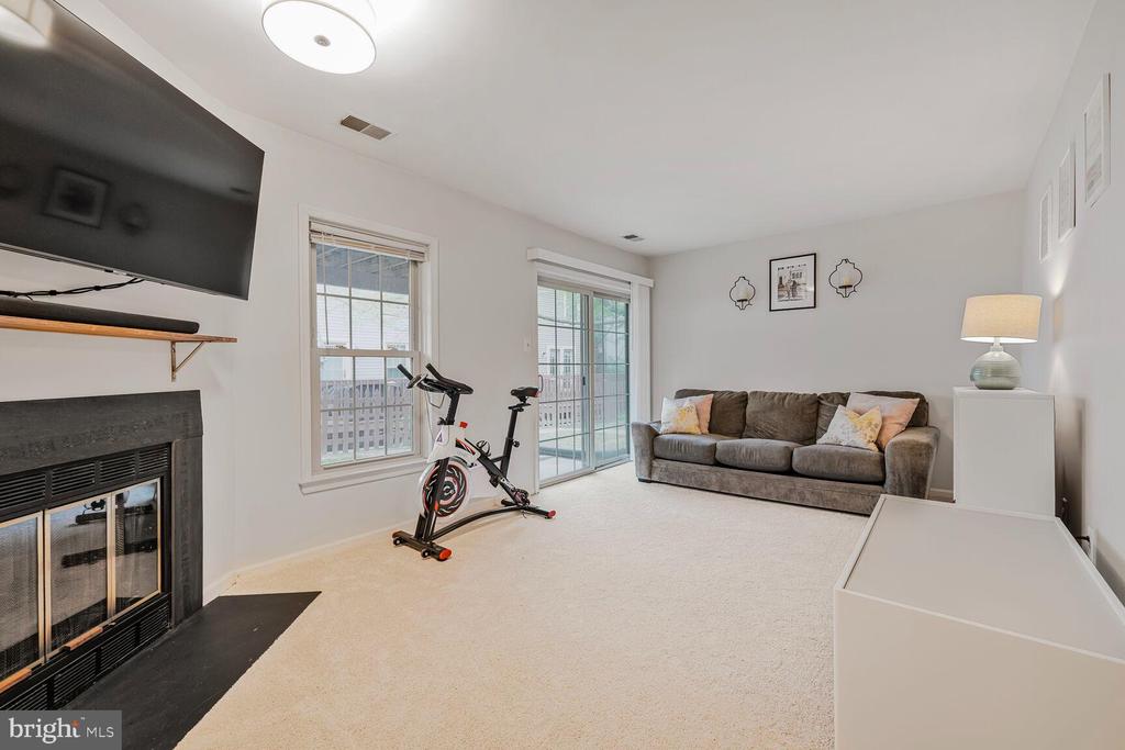 27 Grove Ridge #76