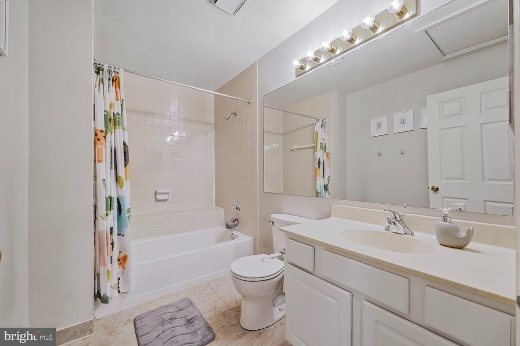 27 Grove Ridge #76