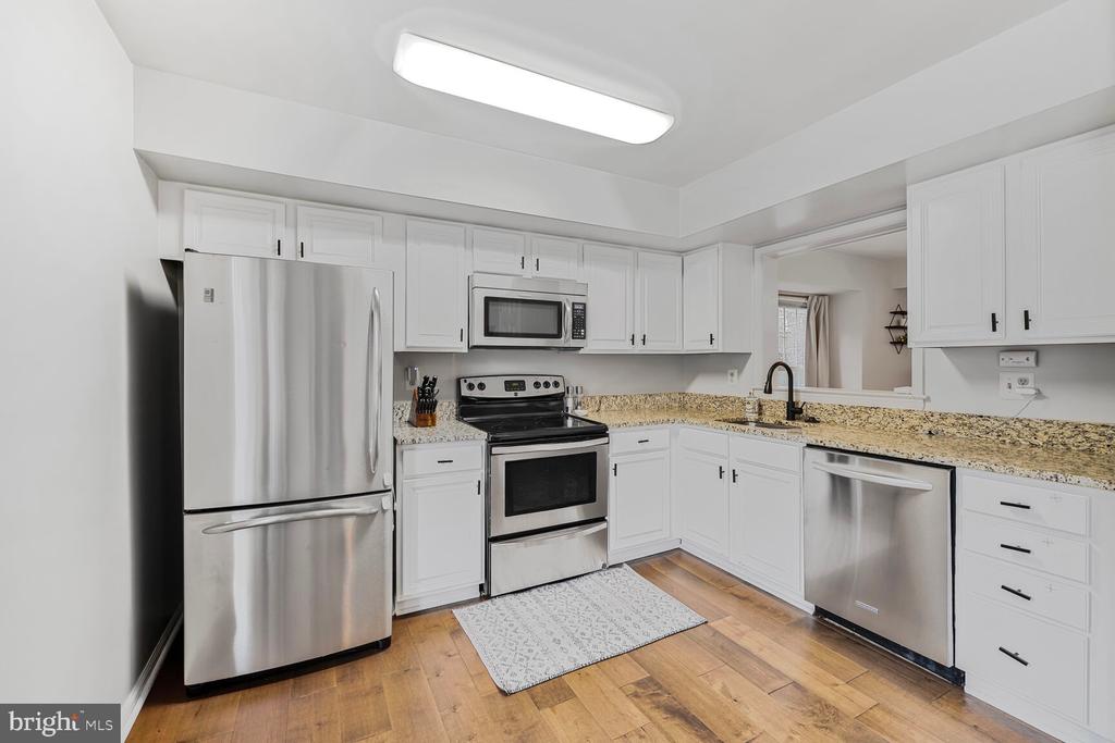 27 Grove Ridge #76