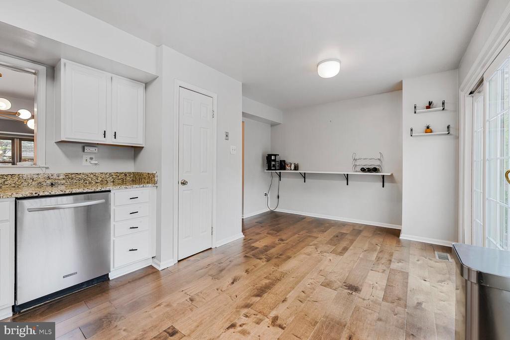 27 Grove Ridge #76