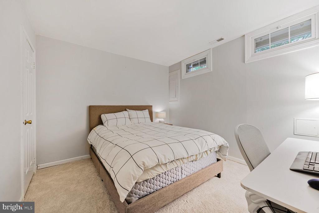 27 Grove Ridge #76