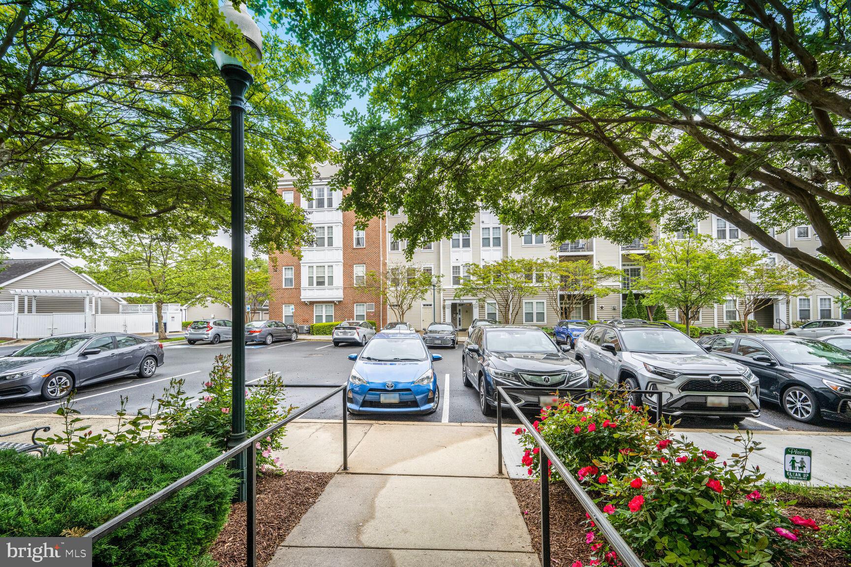 502 King Farm Blvd #202