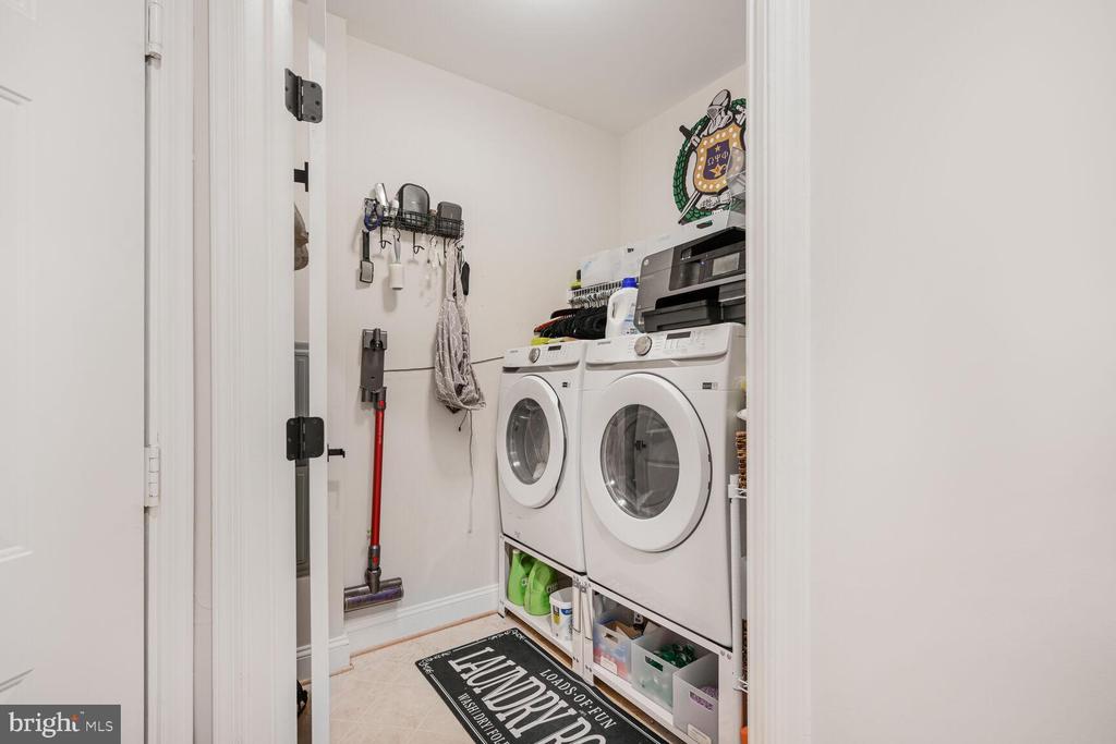 502 King Farm Blvd #202