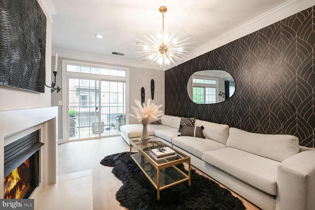 502 King Farm Blvd #202