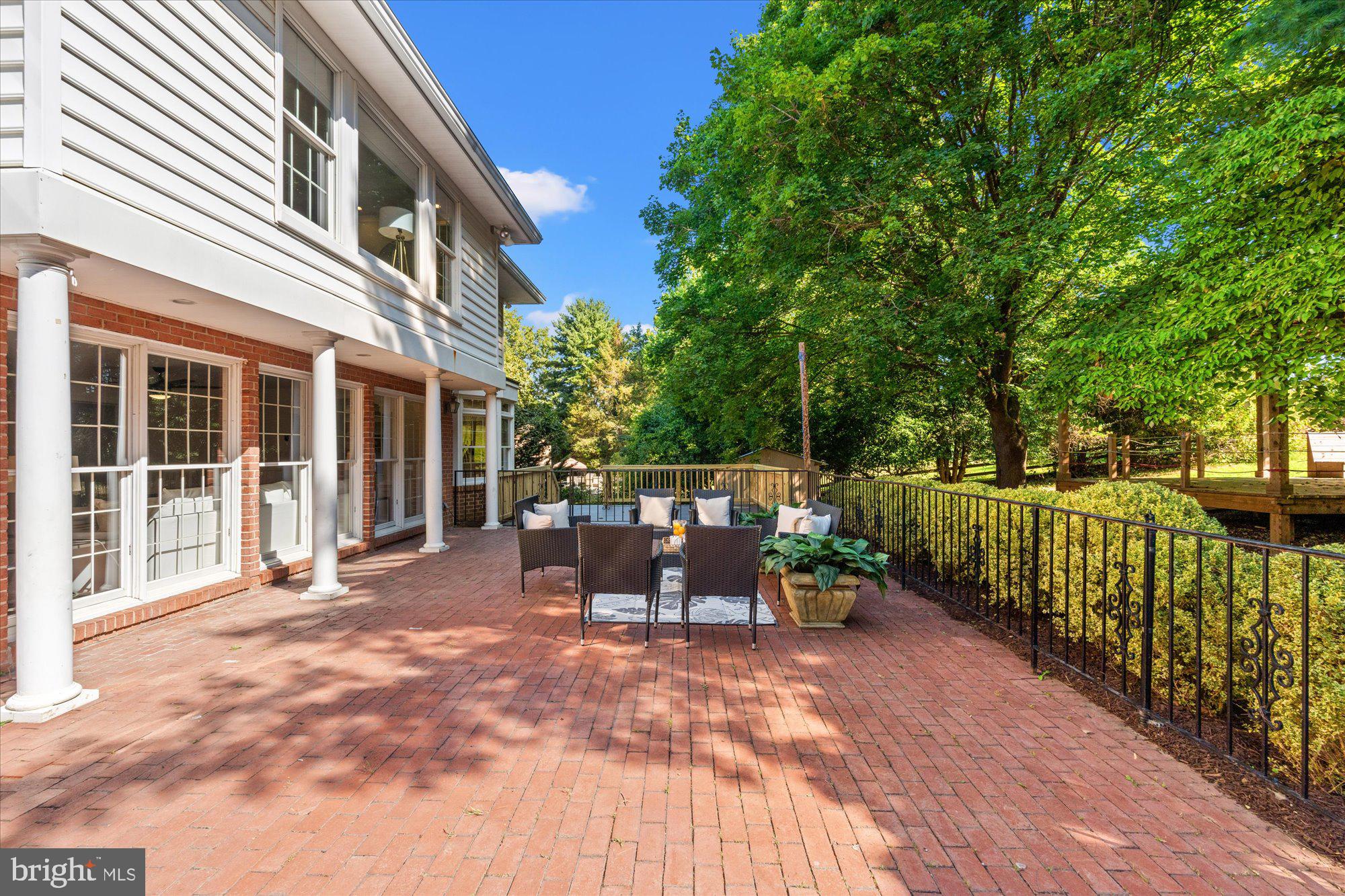 17401 BOWIE MILL ROAD