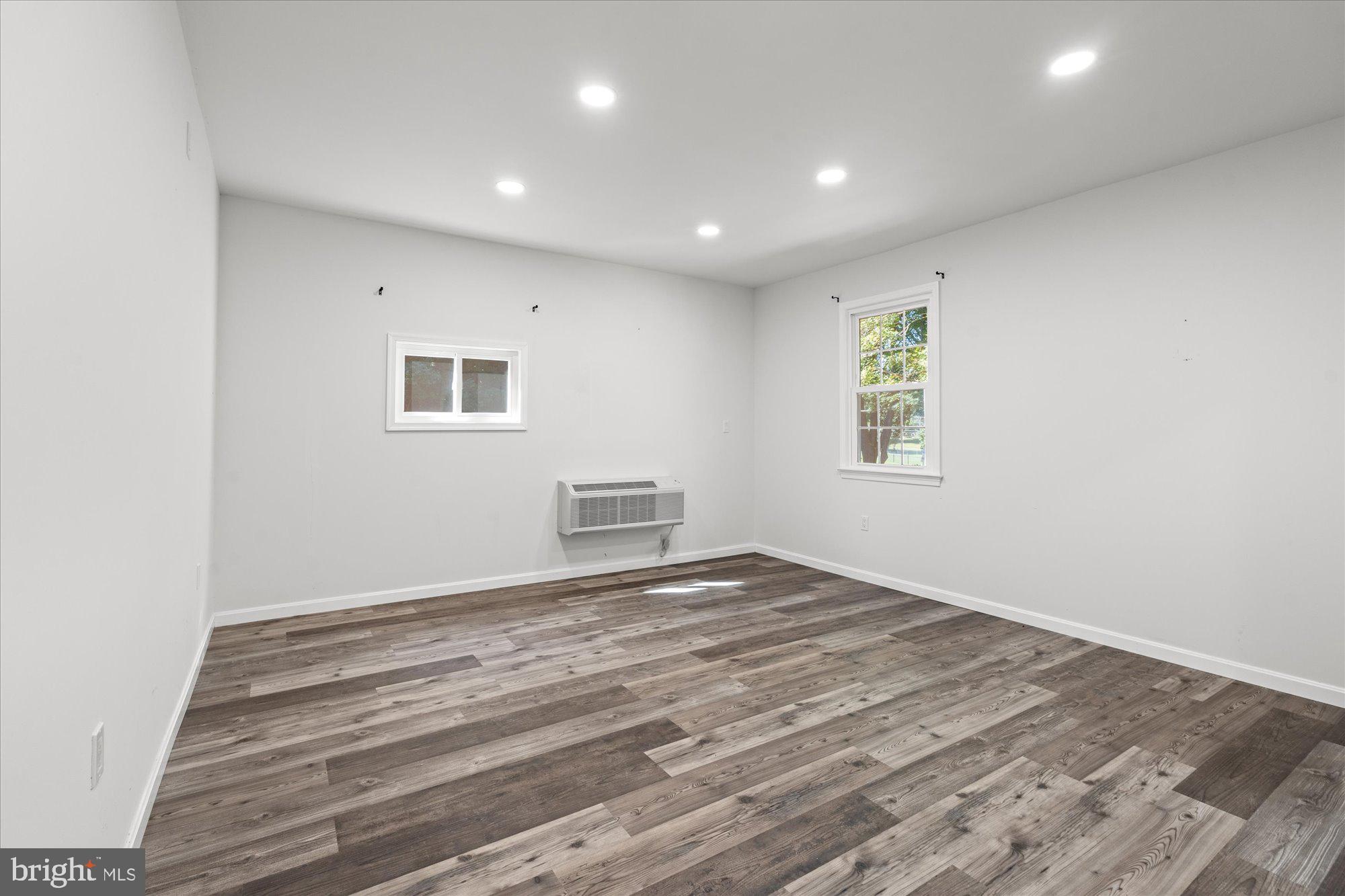 17401 BOWIE MILL ROAD