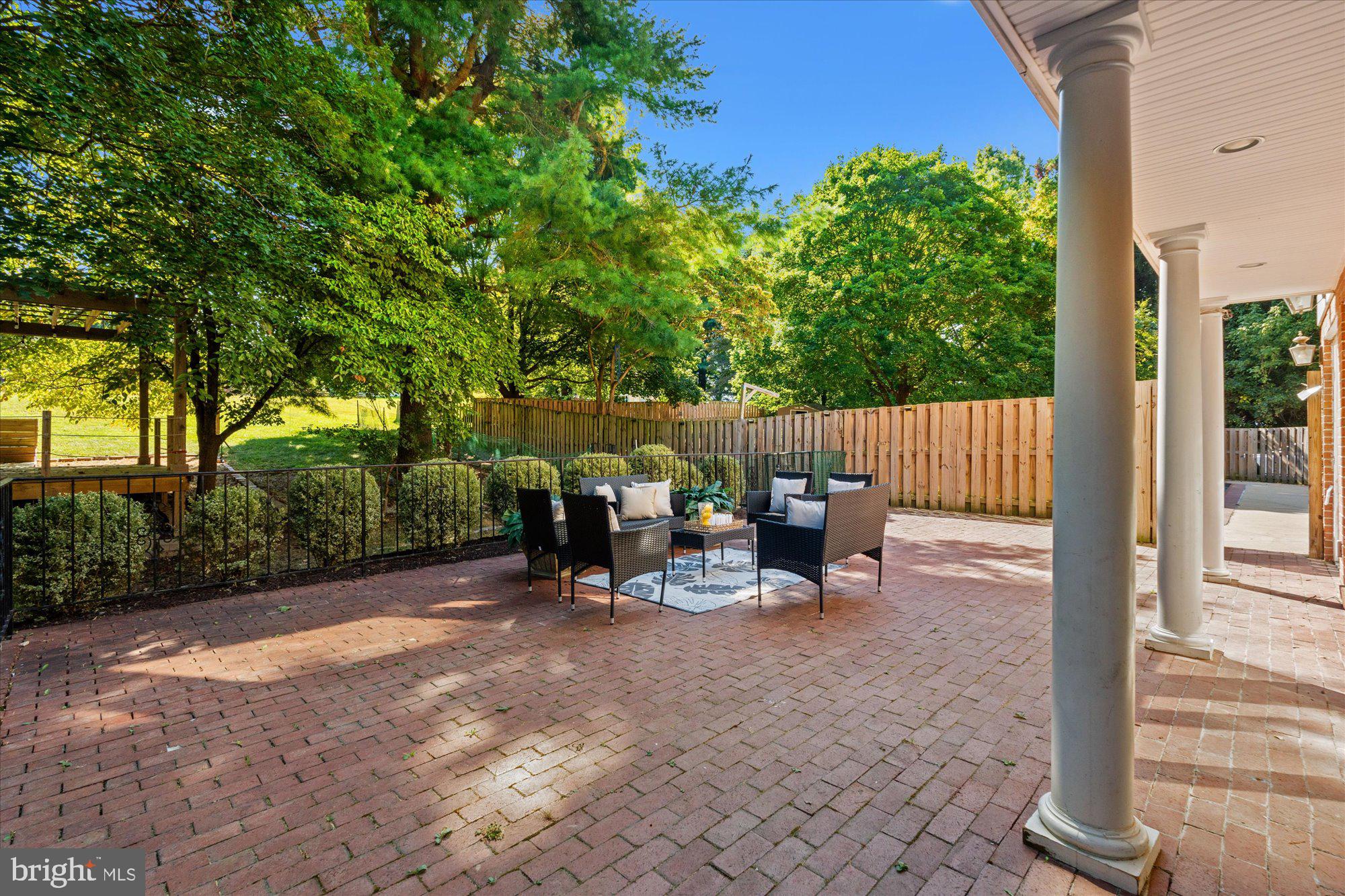 17401 BOWIE MILL ROAD