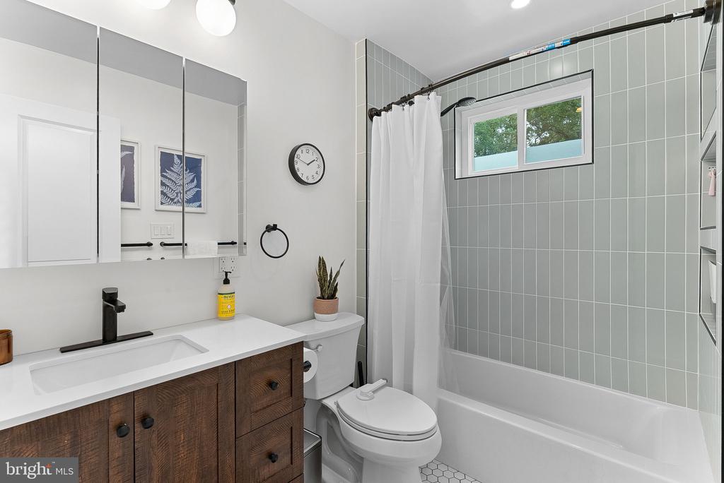 10903 TROY ROAD