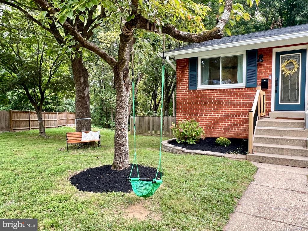 10903 TROY ROAD