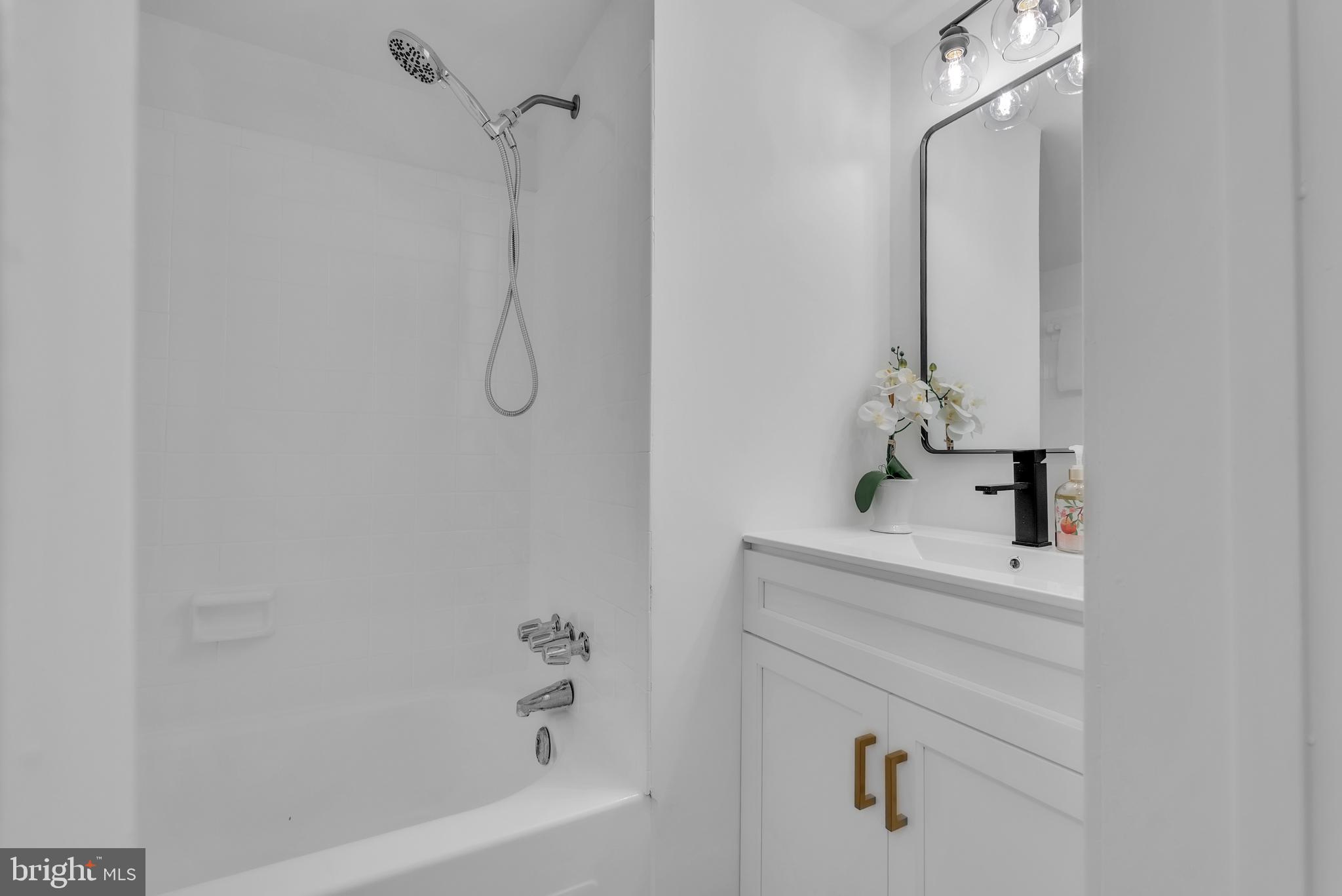 8074 INVERNESS RIDGE ROAD