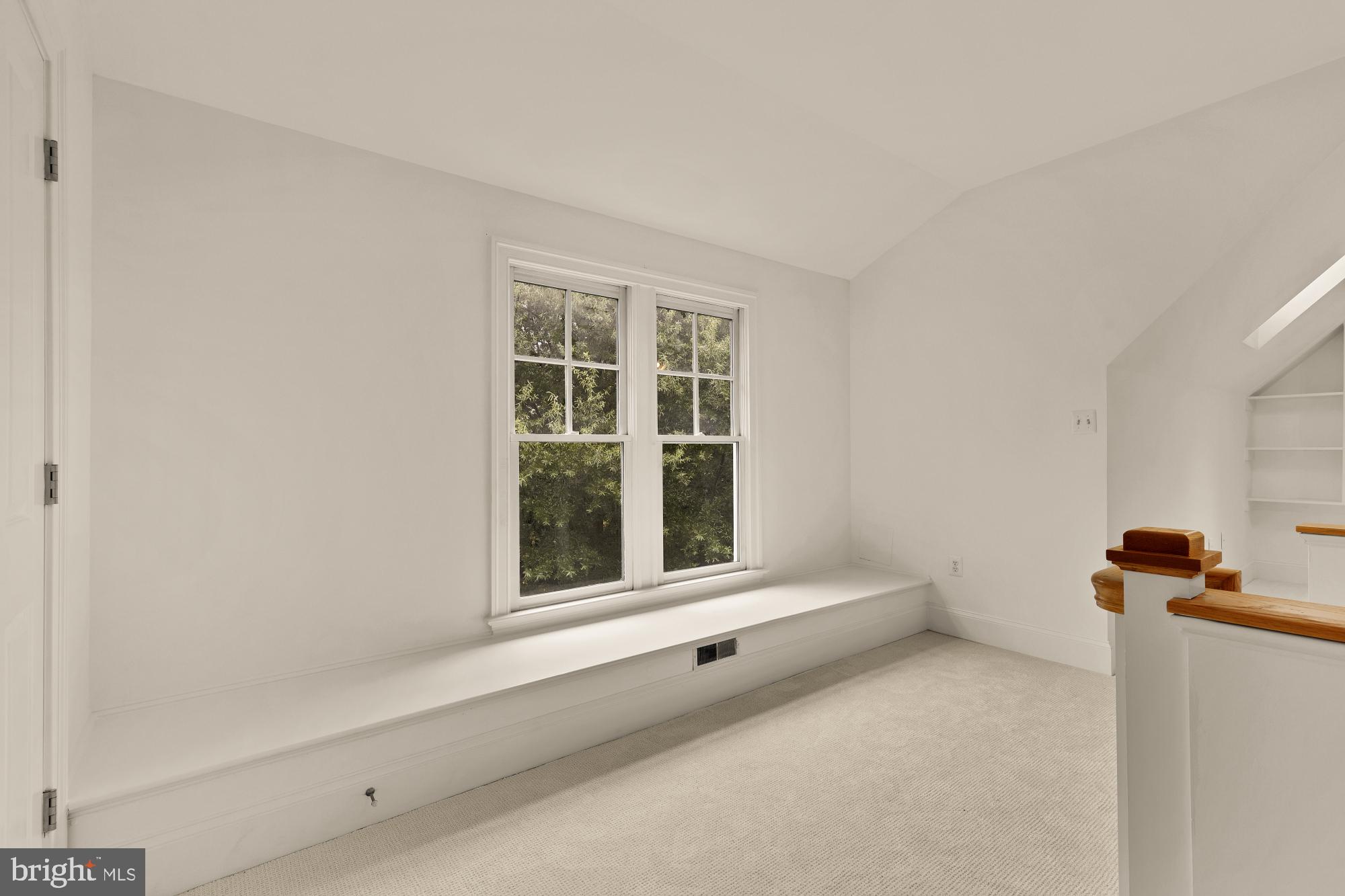 5301 MCKINLEY STREET