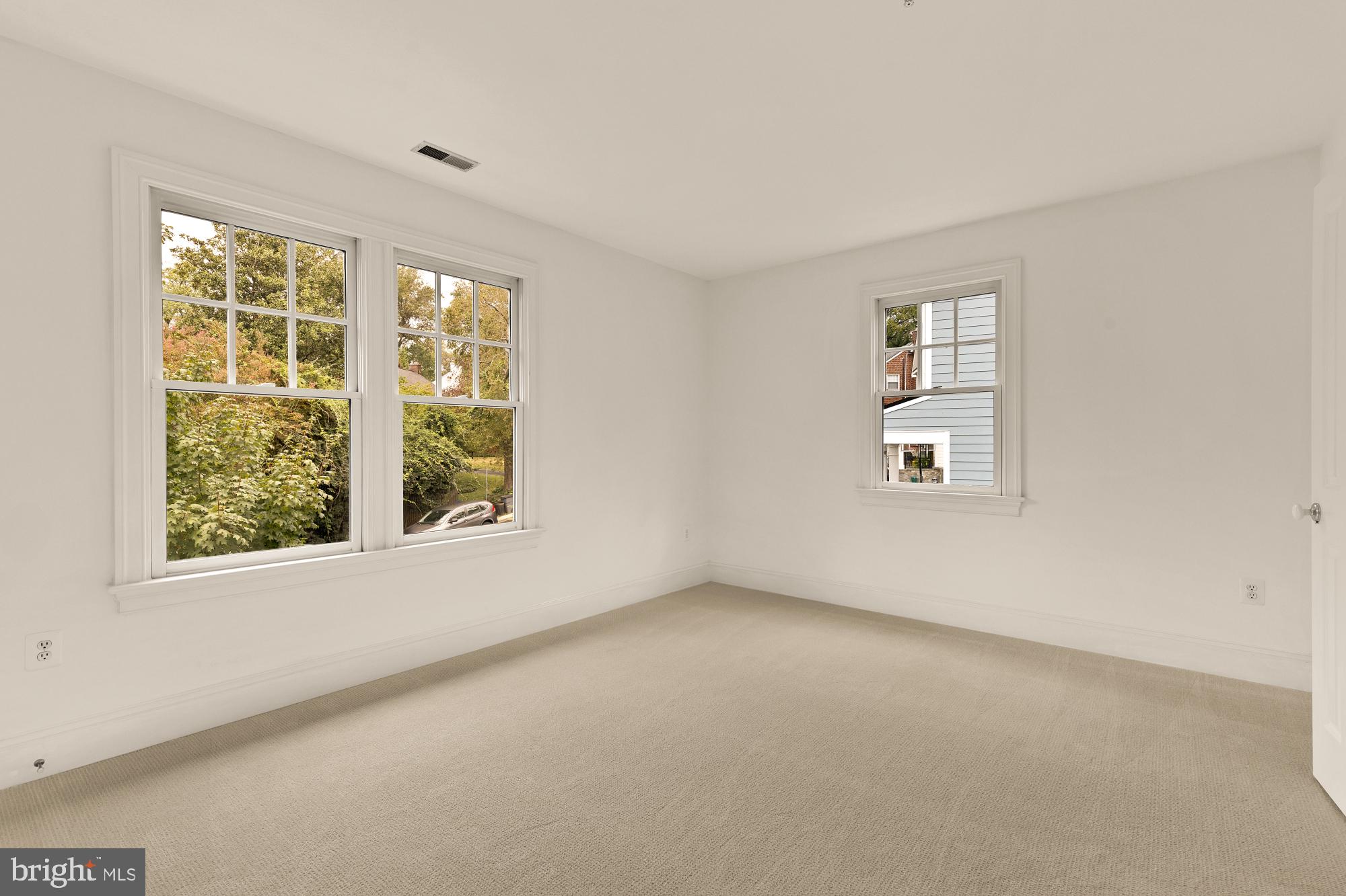 5301 MCKINLEY STREET