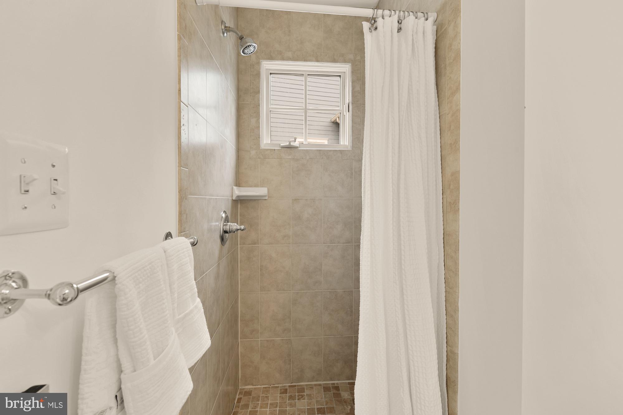 5301 MCKINLEY STREET