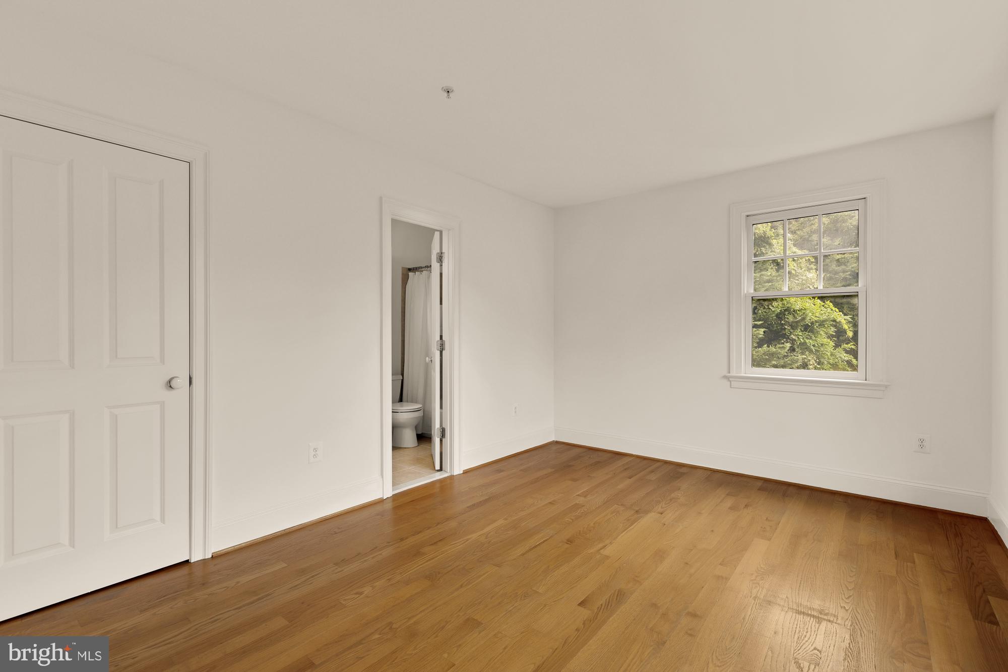 5301 MCKINLEY STREET