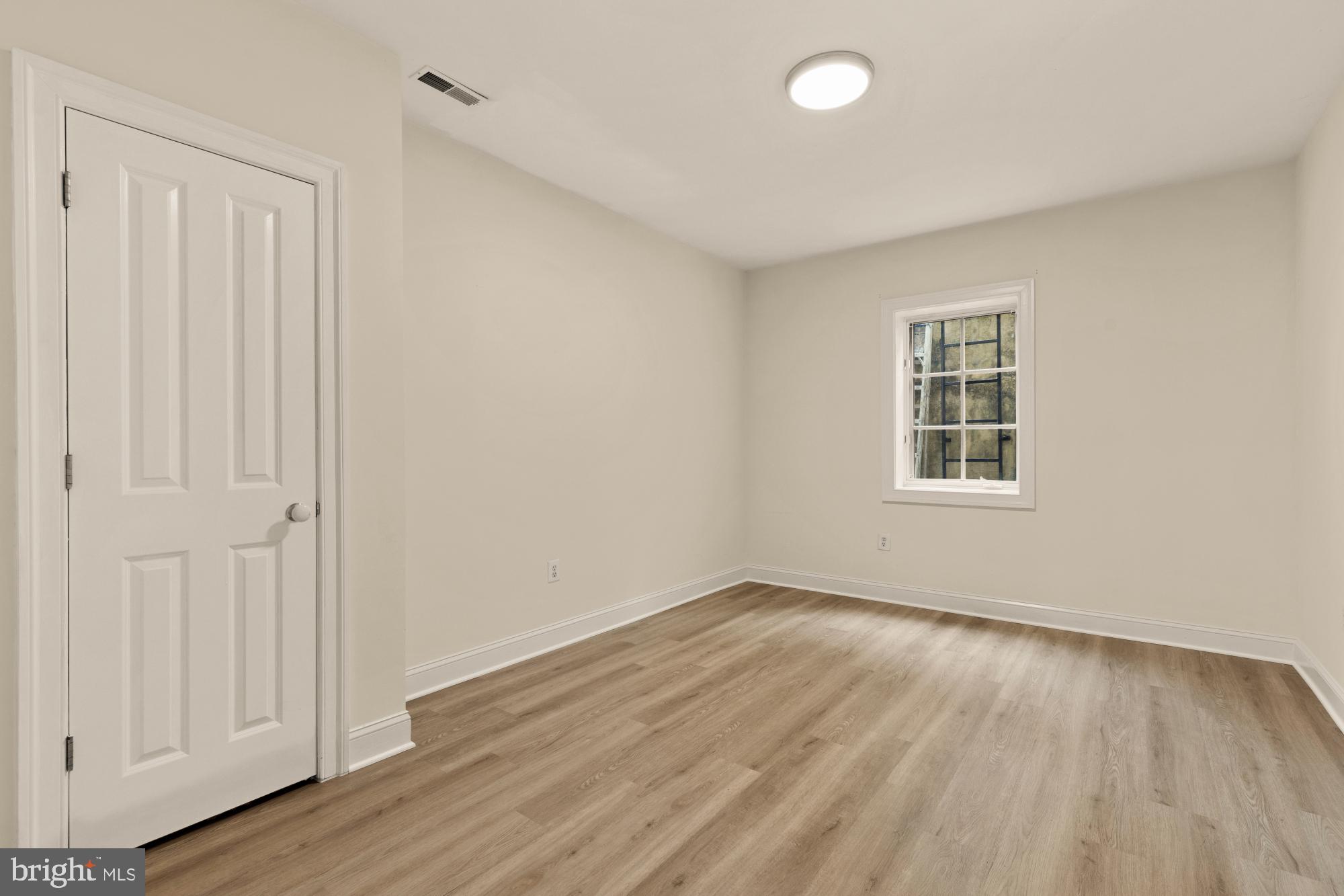 5301 MCKINLEY STREET