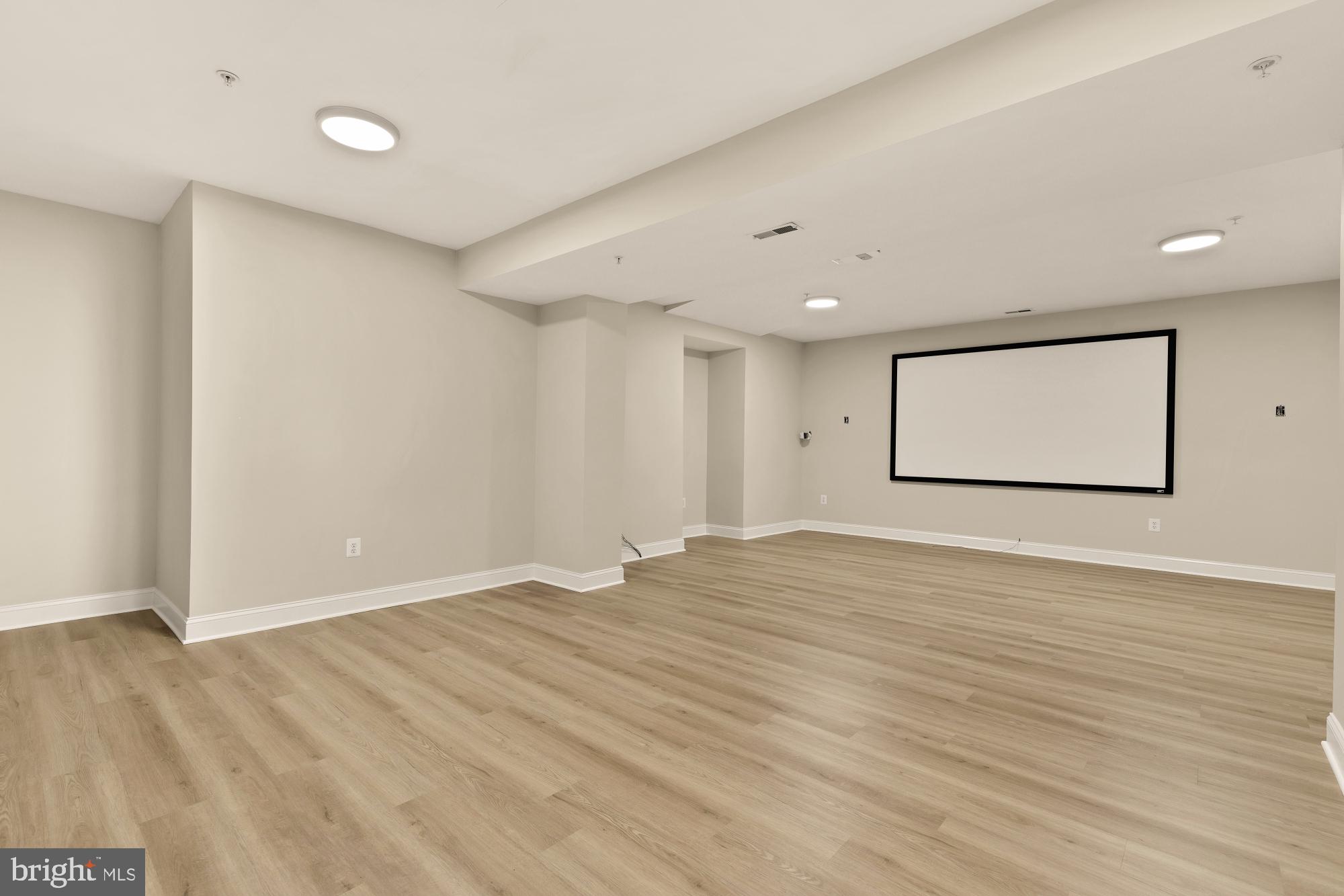 5301 MCKINLEY STREET