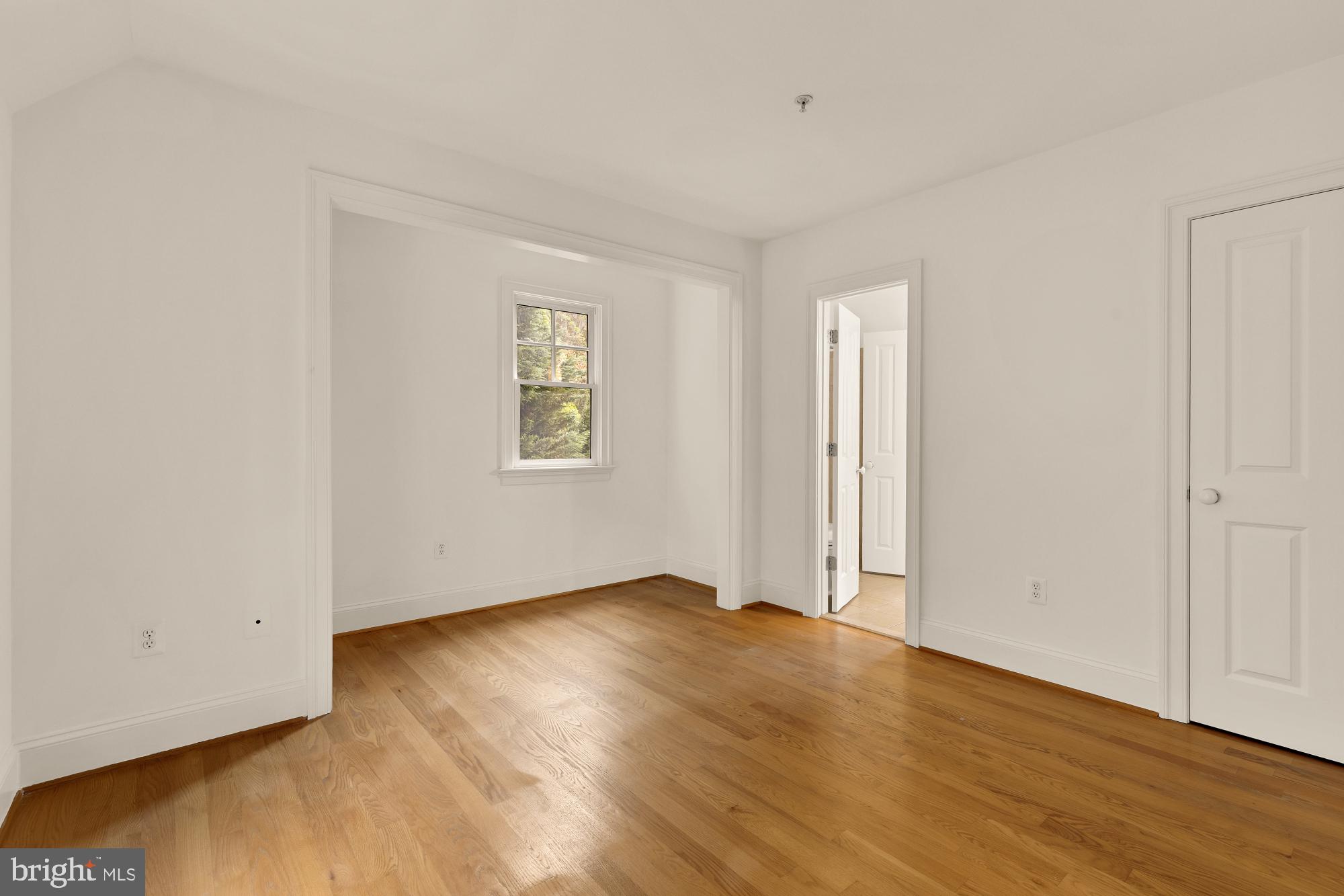 5301 MCKINLEY STREET