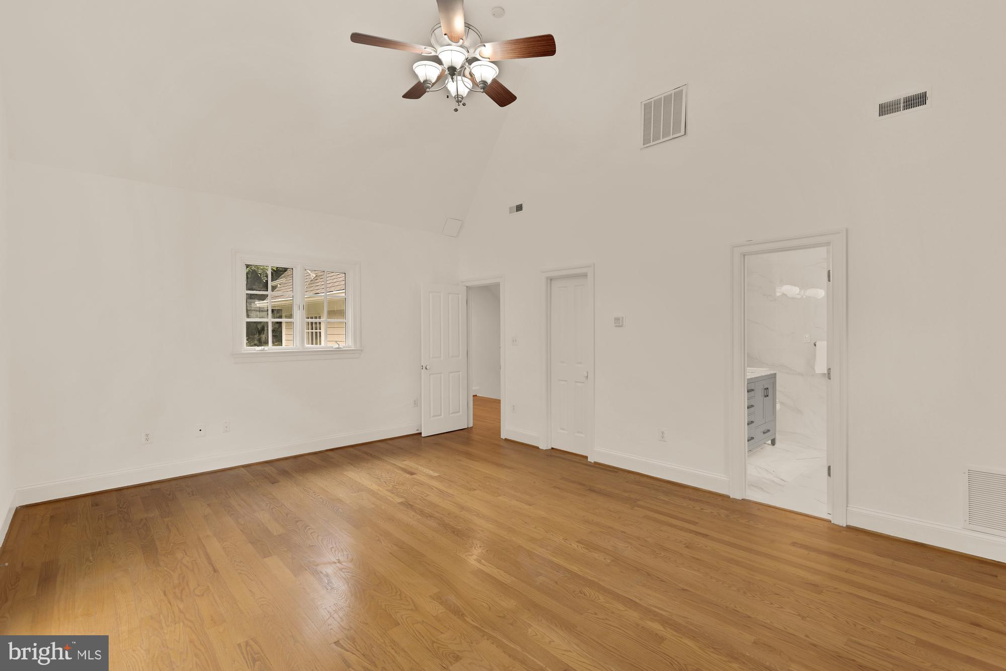 5301 MCKINLEY STREET