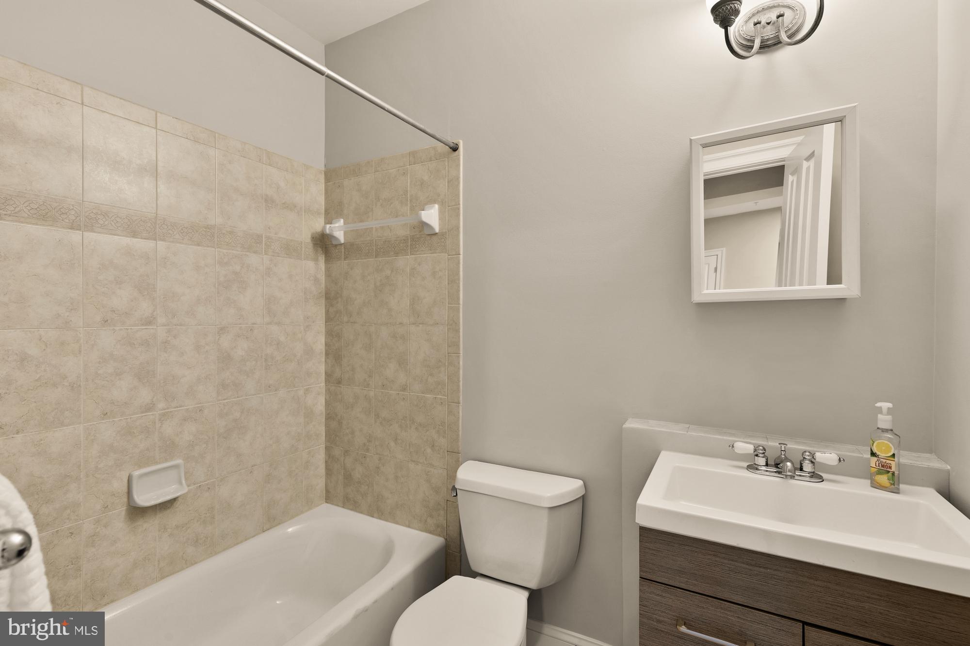 5301 MCKINLEY STREET