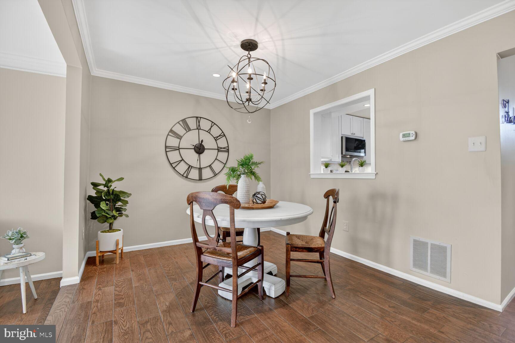 29 GROVE RIDGE COURT