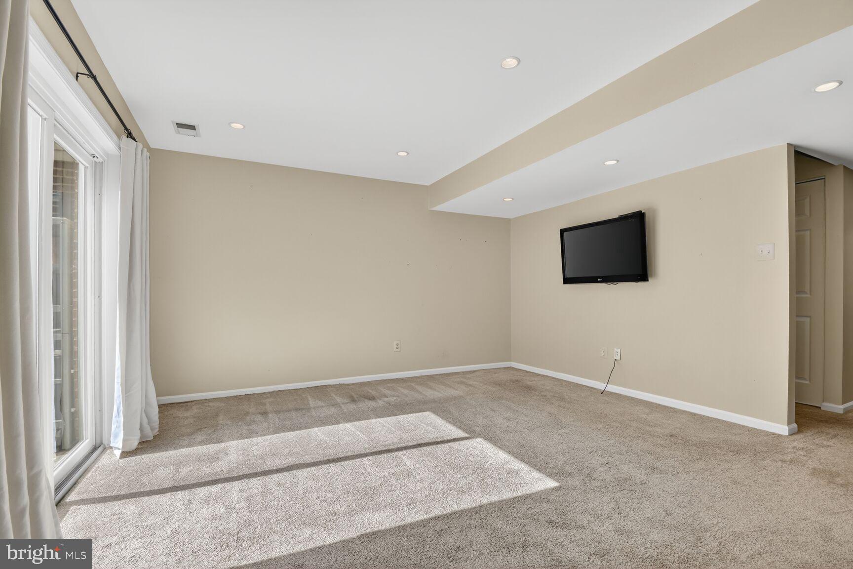 29 GROVE RIDGE COURT